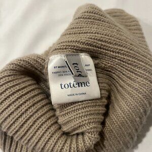 Toteme Marino Wool Beanie Light Tan/Cream color and Good Condition